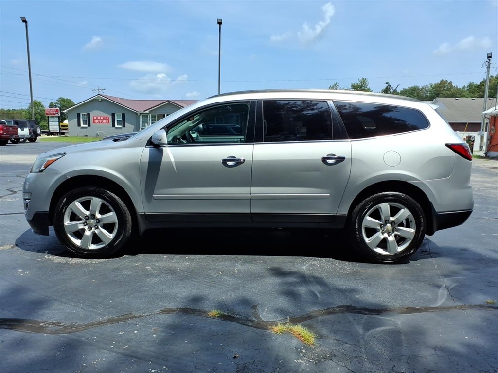2017 Chevrolet Traverse - $12,995