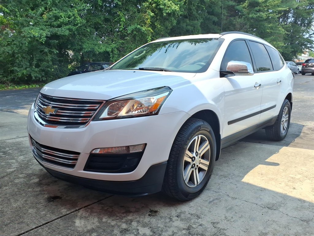 2017 Chevrolet Traverse - $12,995