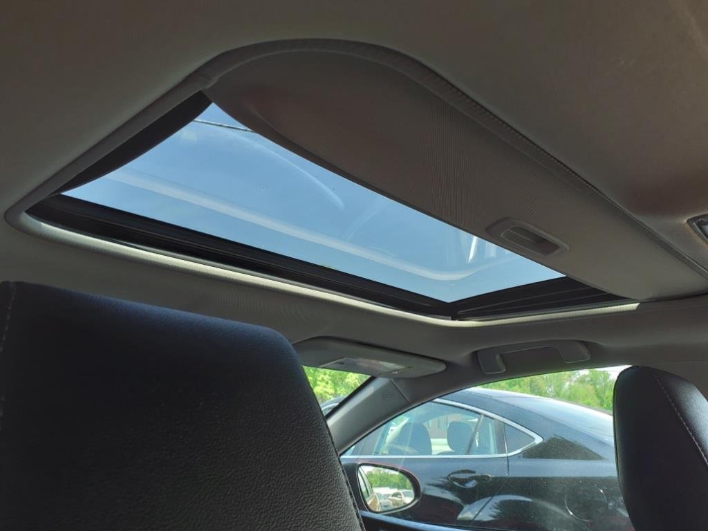 2015 Toyota Corolla S photo