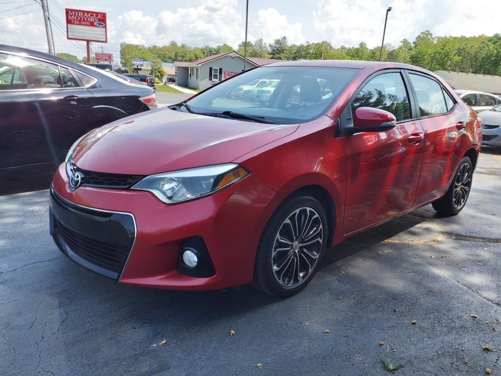 2015 Toyota Corolla S photo