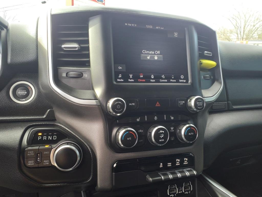 2020 RAM 1500 BIG Horn photo