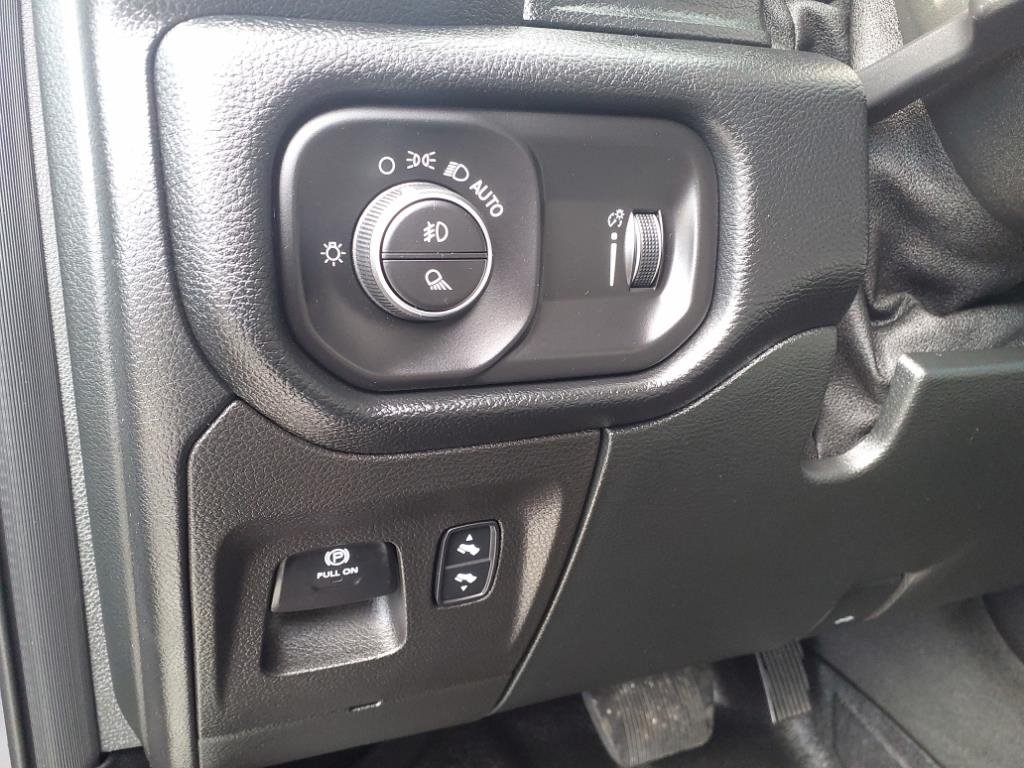 2020 RAM 1500 BIG Horn photo
