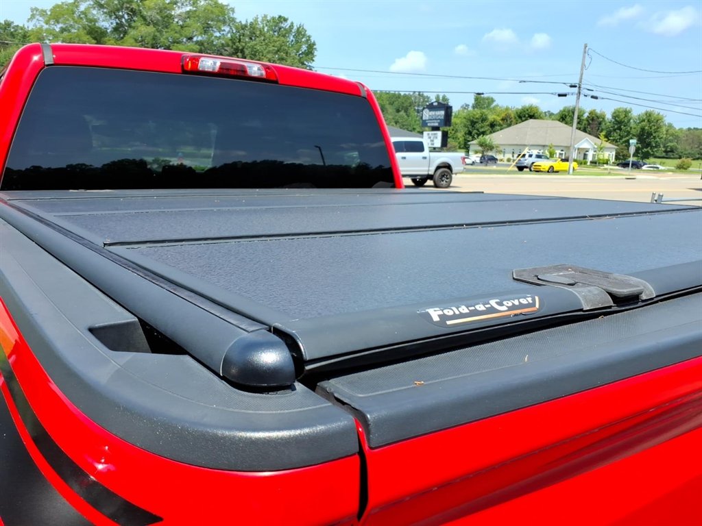 2016 Chevrolet Silverado - $17,995
