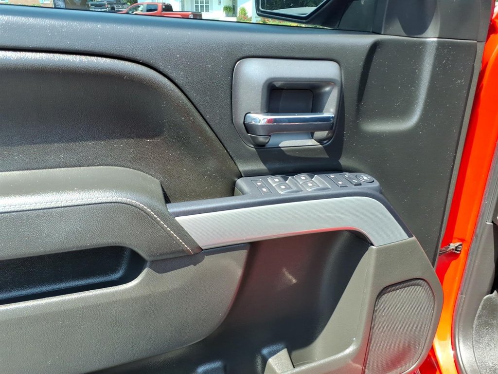 2016 Chevrolet Silverado - $17,995