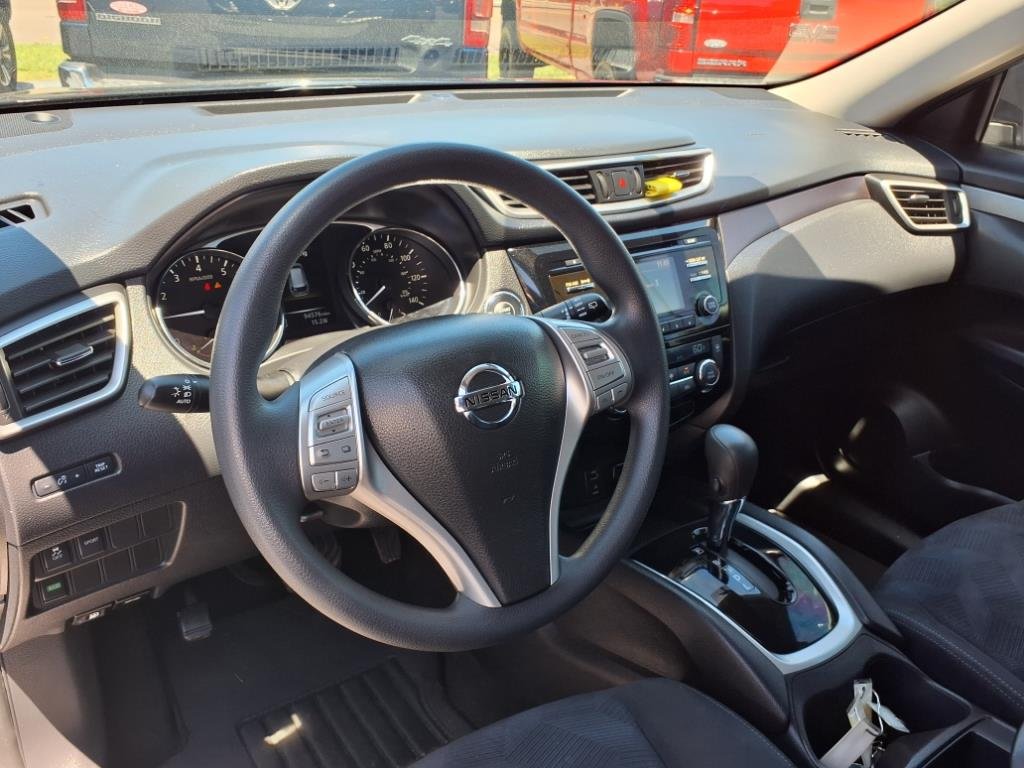 2015 Nissan Rogue - $14,995