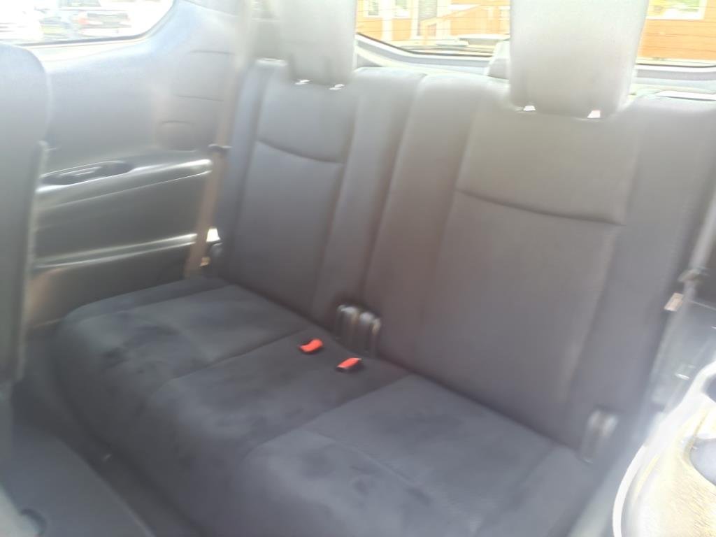 2016 Nissan Pathfinder SL photo
