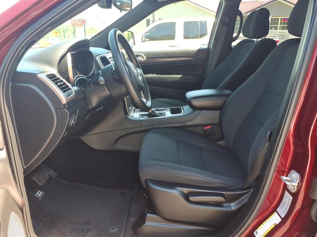2017 Jeep Cherokee - $17,995