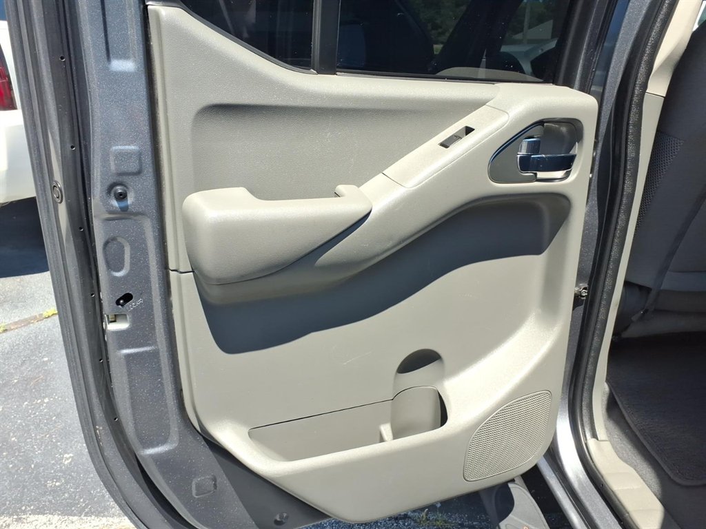 2020 Nissan Frontier - $22,995