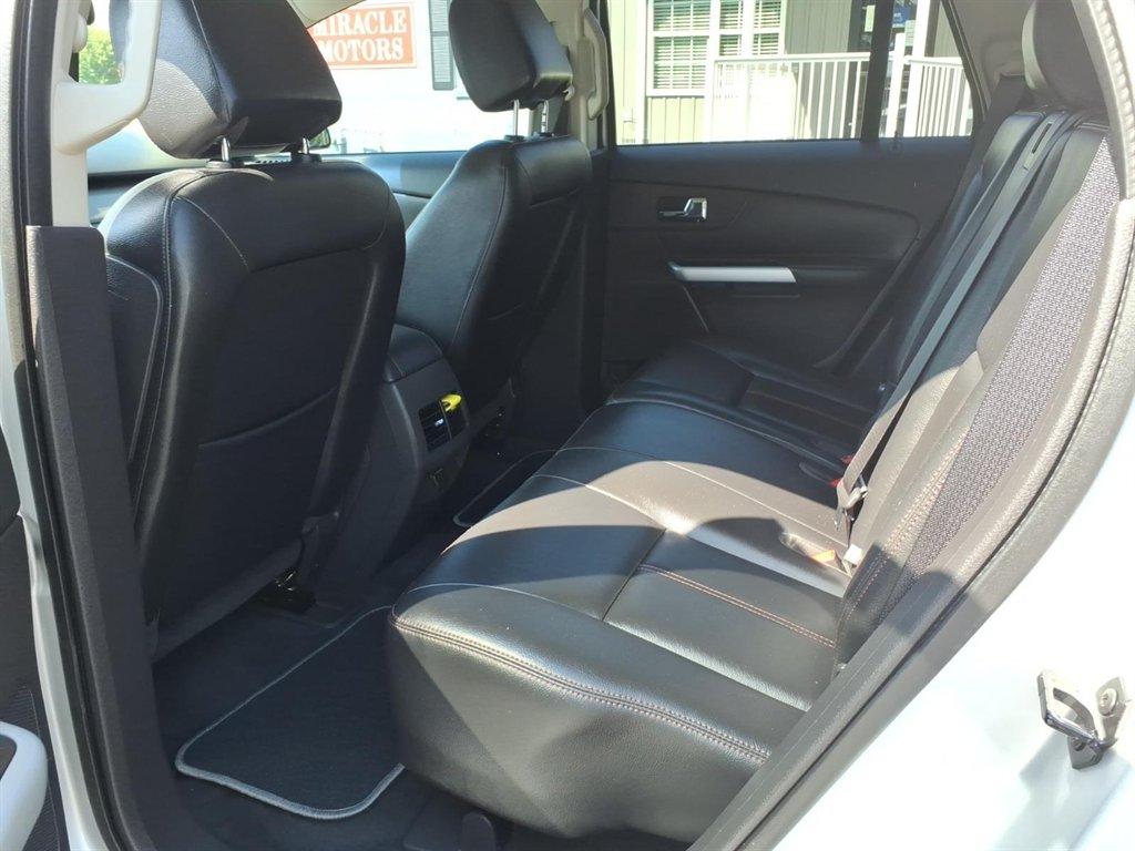 2012 Ford Edge - $10,995