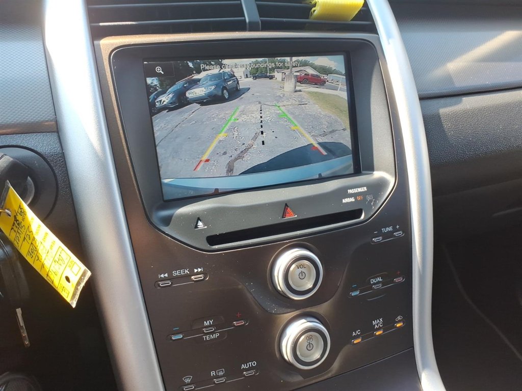 2012 Ford Edge - $10,995