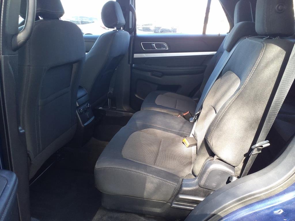 2017 Ford Explorer XLT photo