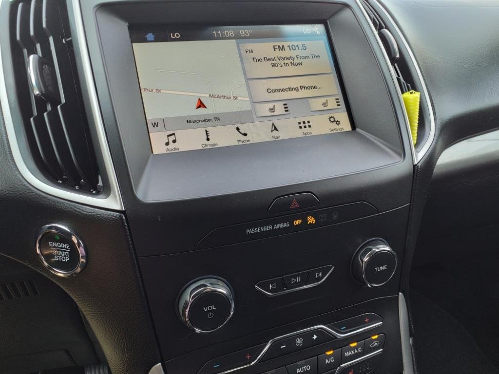 2019 Ford Edge SEL photo