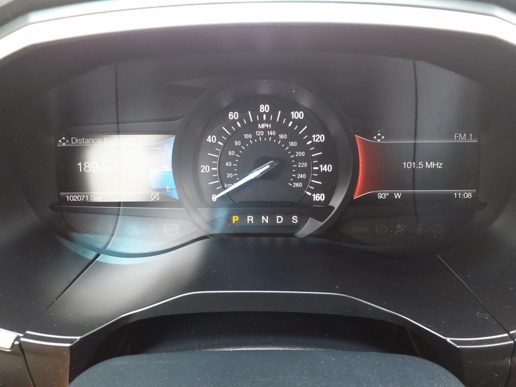 2019 Ford Edge SEL photo
