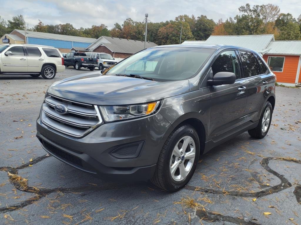 2017 Ford Edge SE photo