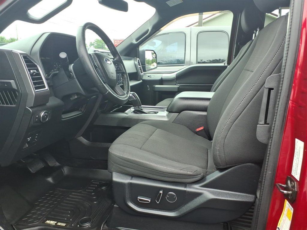2016 Ford F150 - $22,995