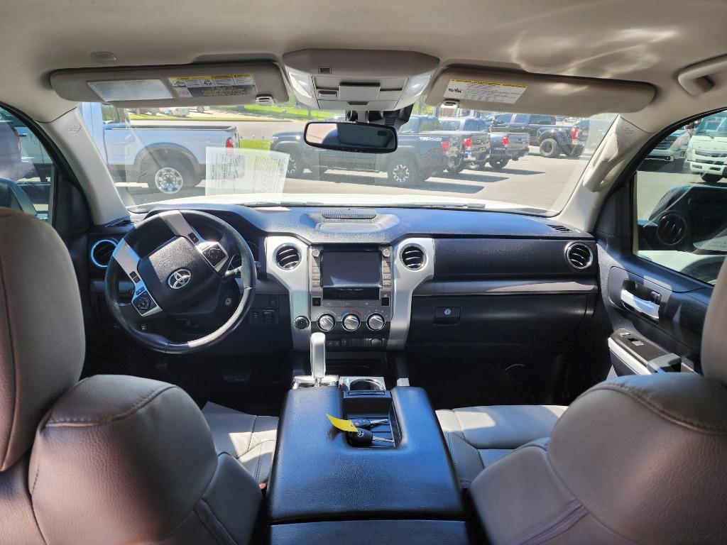2021 Toyota Tundra SR5 photo