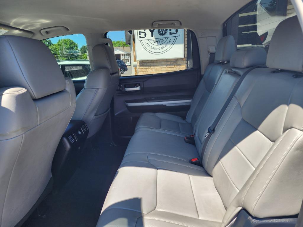 2021 Toyota Tundra SR5 photo