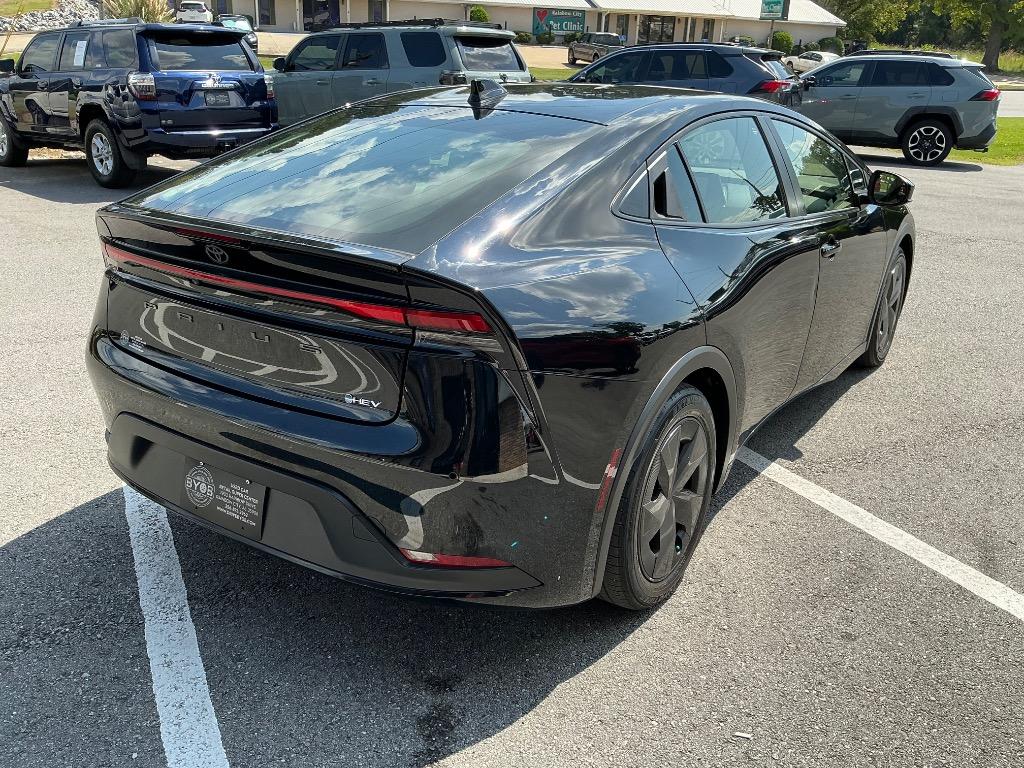 2023 Toyota Prius - $25,843