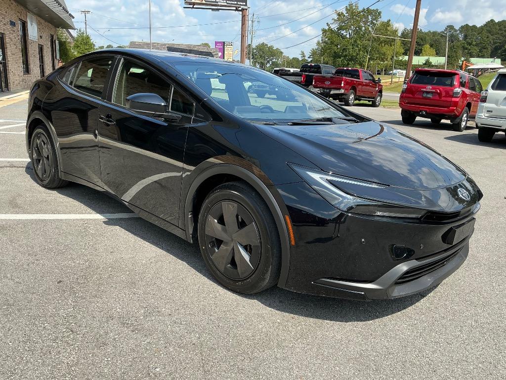 2023 Toyota Prius - $25,843