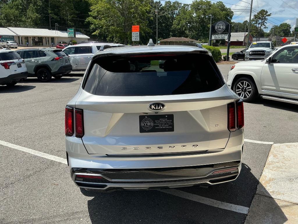 2021 Kia Sorento - $15,826