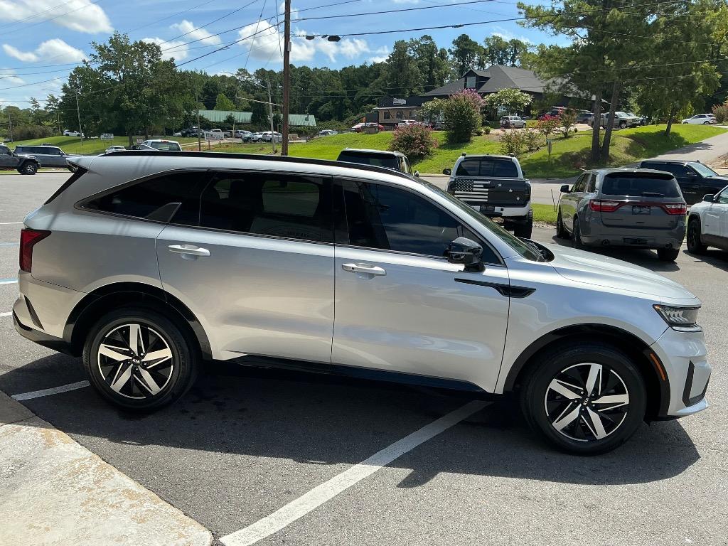 2021 Kia Sorento - $15,826