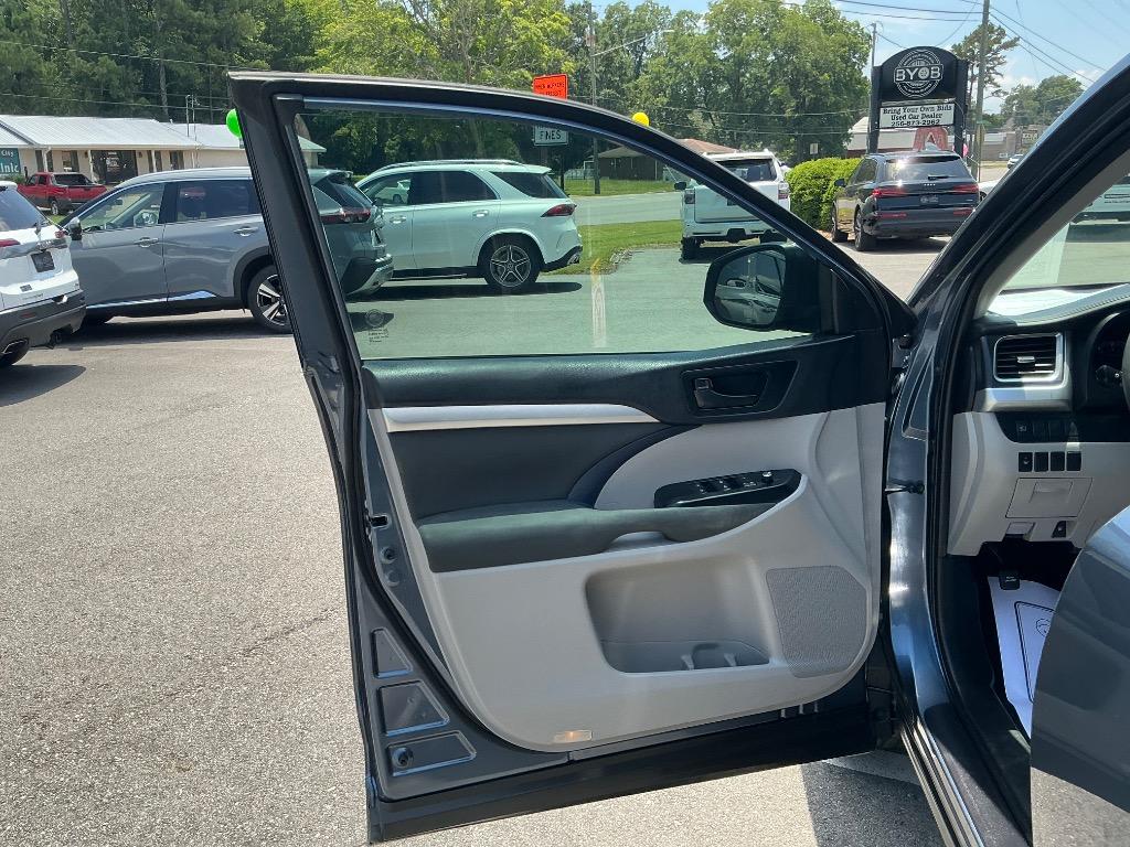 2019 Toyota Highlander - $19,851