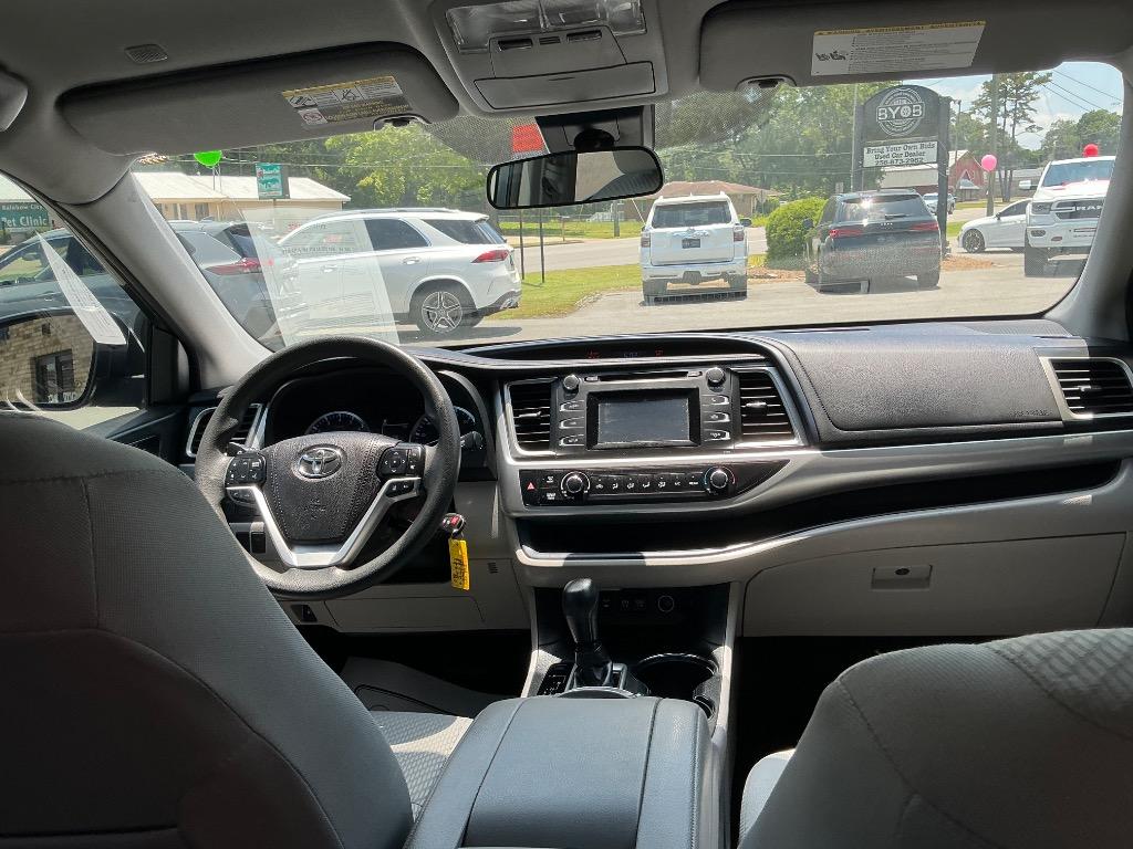 2019 Toyota Highlander - $19,851