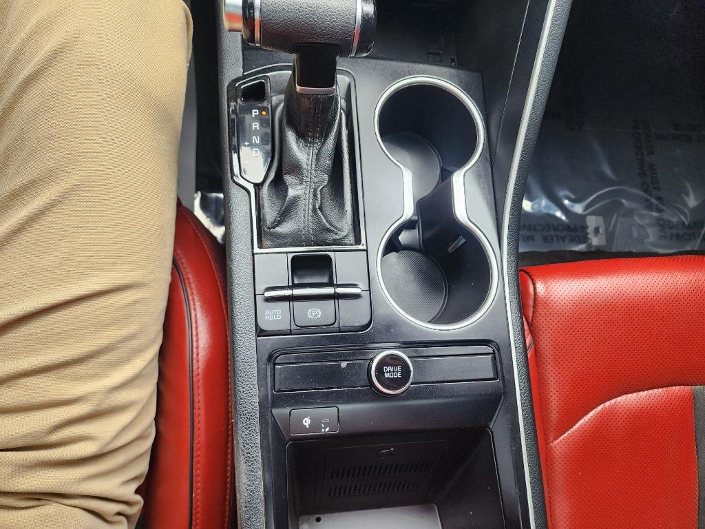 2022 Kia K5 - $19,954