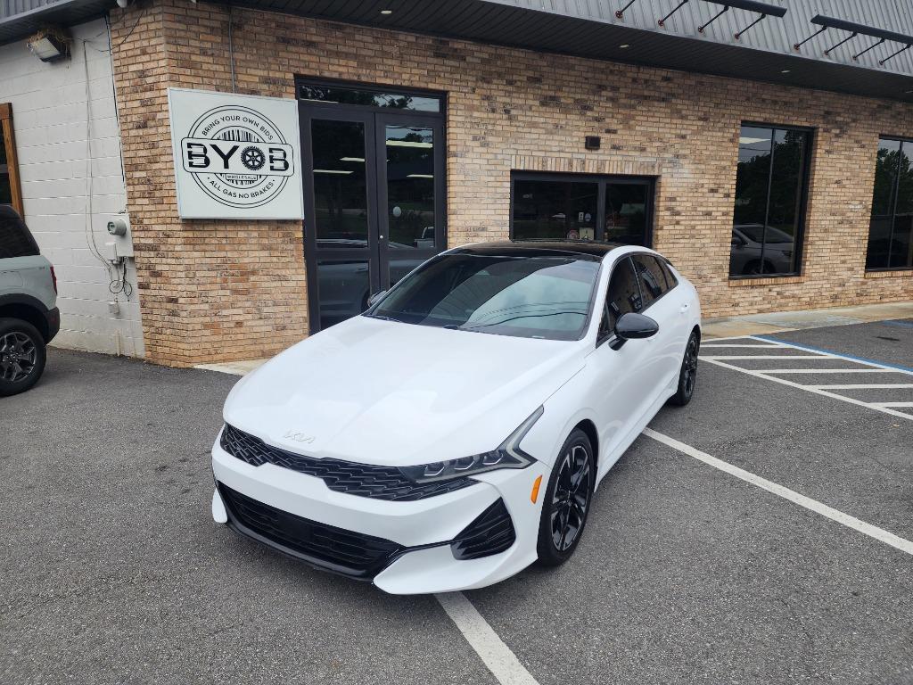 2022 Kia K5 - $19,954