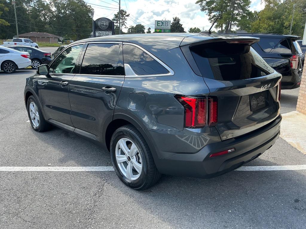 2022 Kia Sorento - $18,756