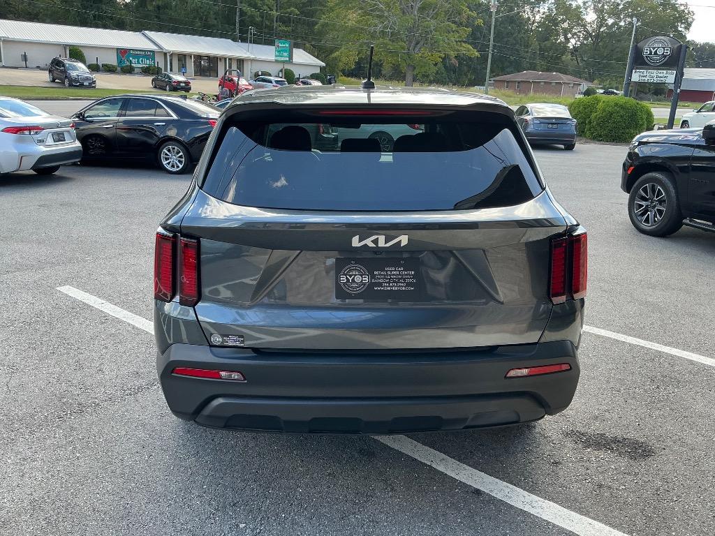 2022 Kia Sorento - $18,756