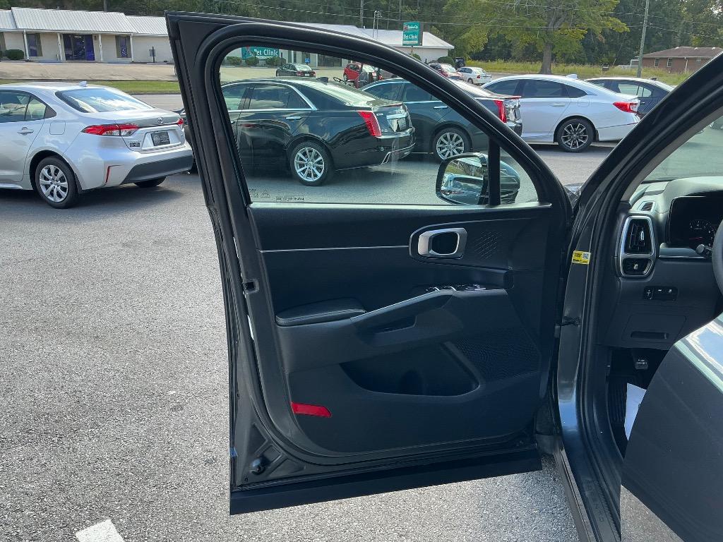 2022 Kia Sorento - $18,756