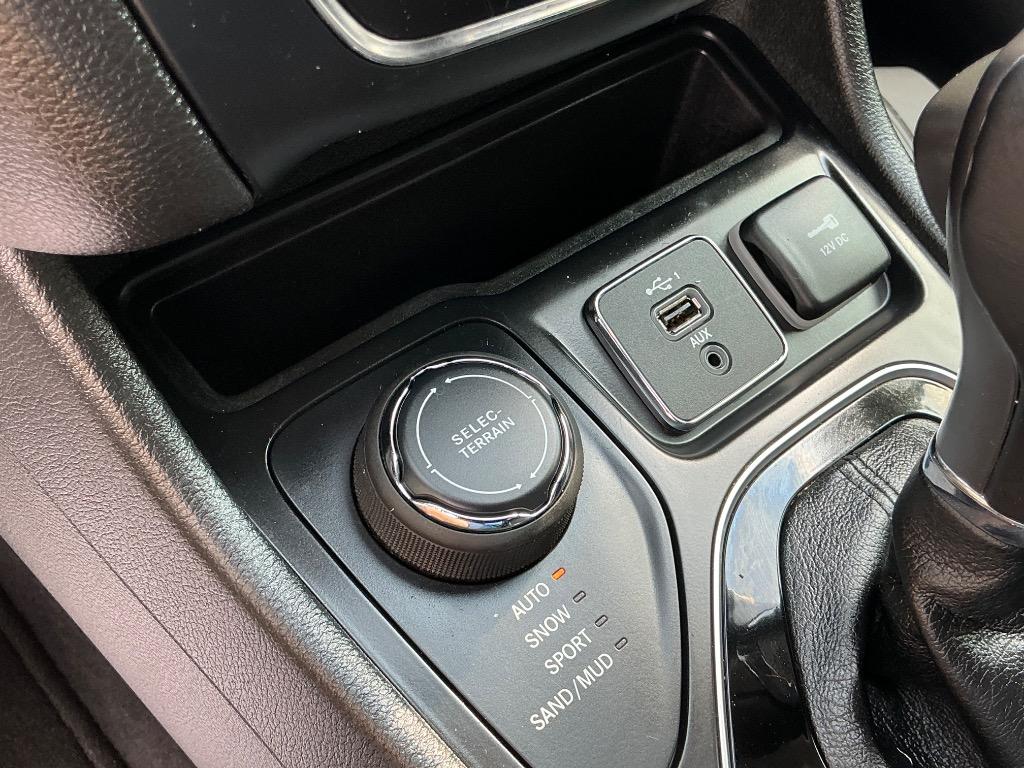 2023 Jeep Cherokee - $21,748