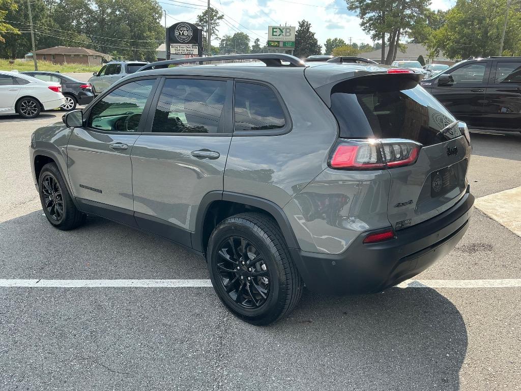 2023 Jeep Cherokee - $21,748