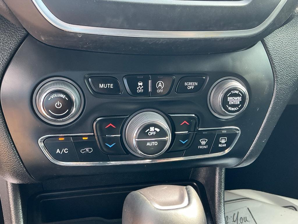 2023 Jeep Cherokee - $21,748