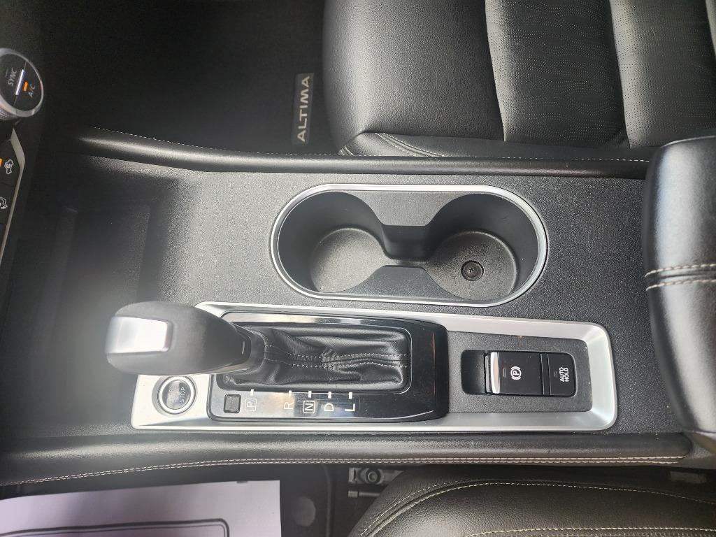 2019 Nissan Altima SL photo