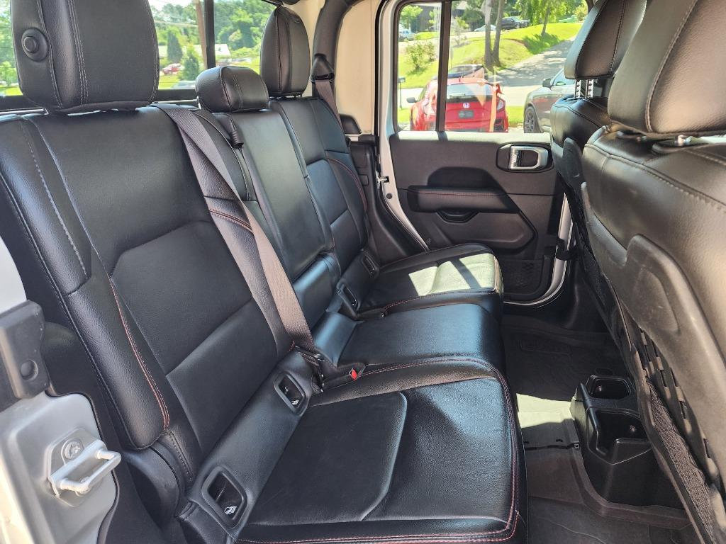 2022 Jeep Gladiator - $33,273