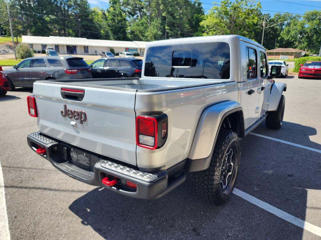 2022 Jeep Gladiator - $33,273