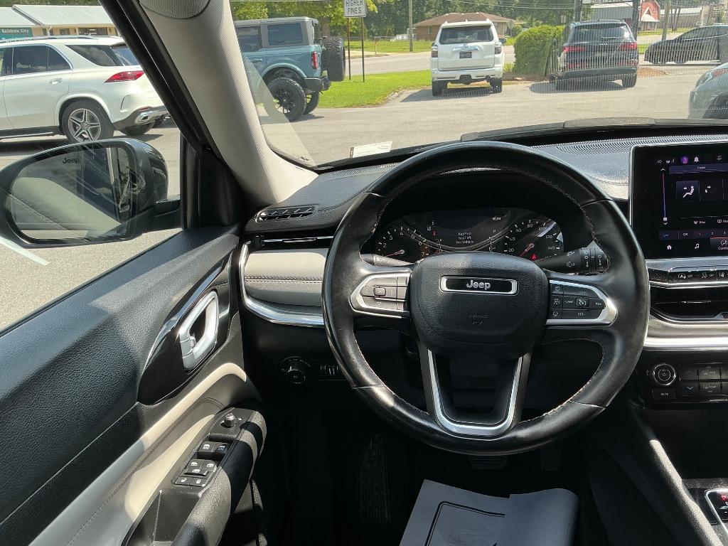 2022 Jeep Compass - $22,789