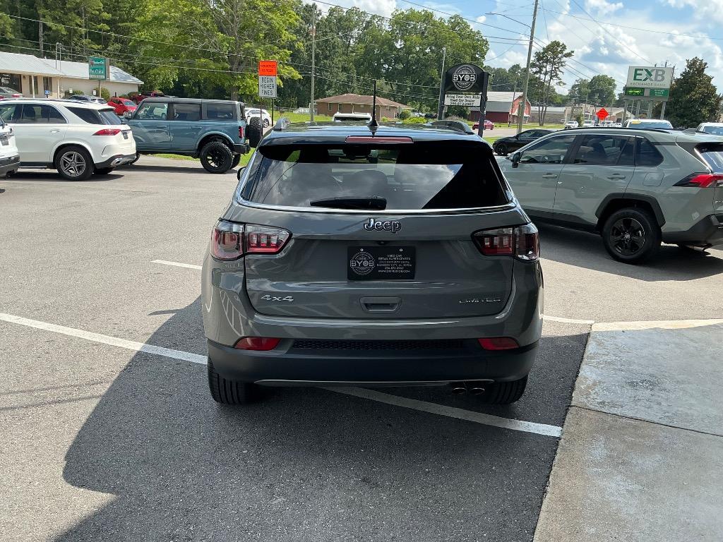 2022 Jeep Compass - $22,789