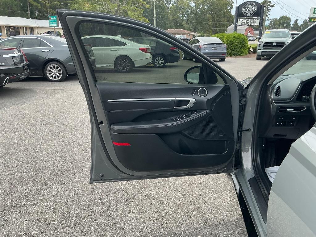 2022 Hyundai Sonata - $24,782