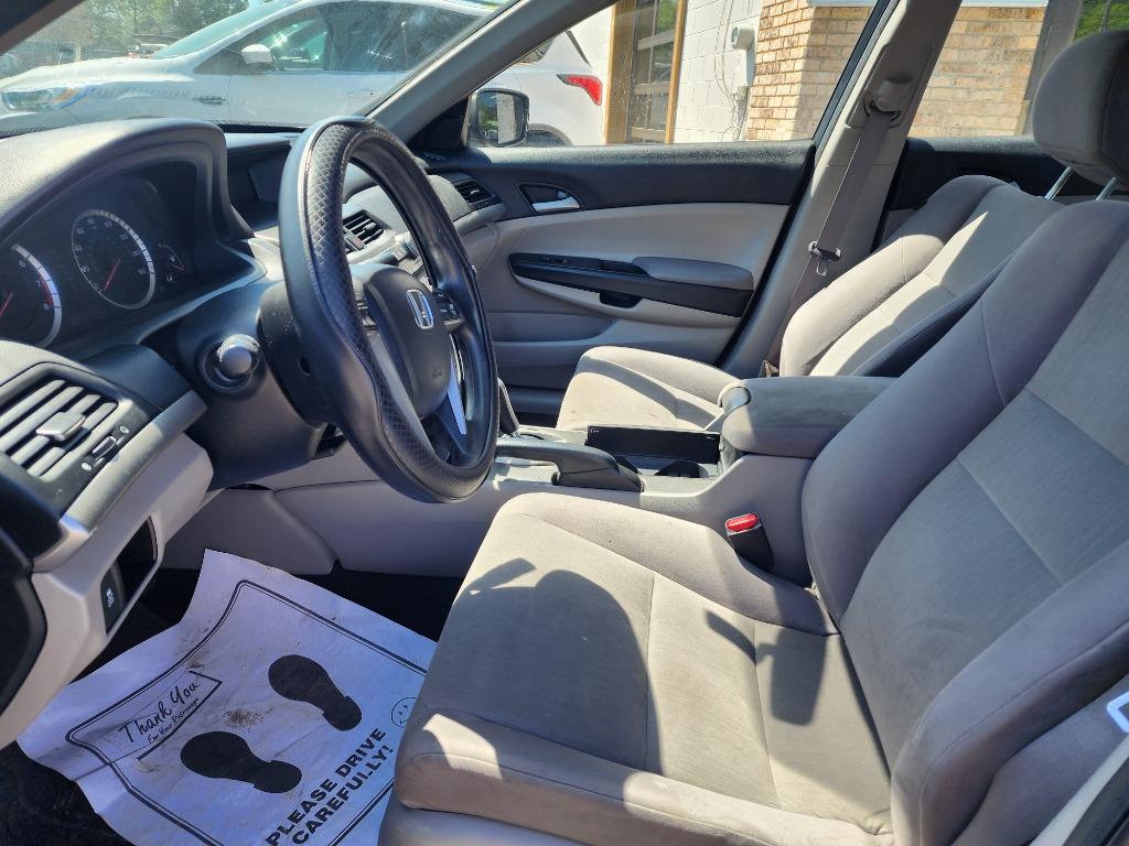 2012 Honda Accord LX-P photo