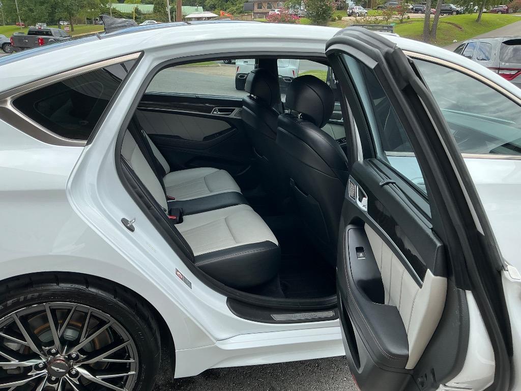 2018 Genesis G80 - $19,784
