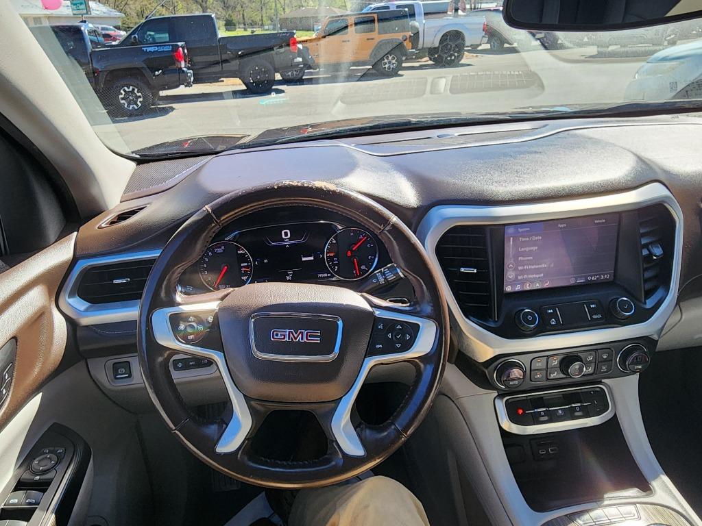 2020 GMC Acadia SLT photo