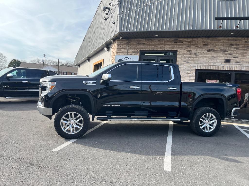 2021 GMC Sierra 1500 SLT photo