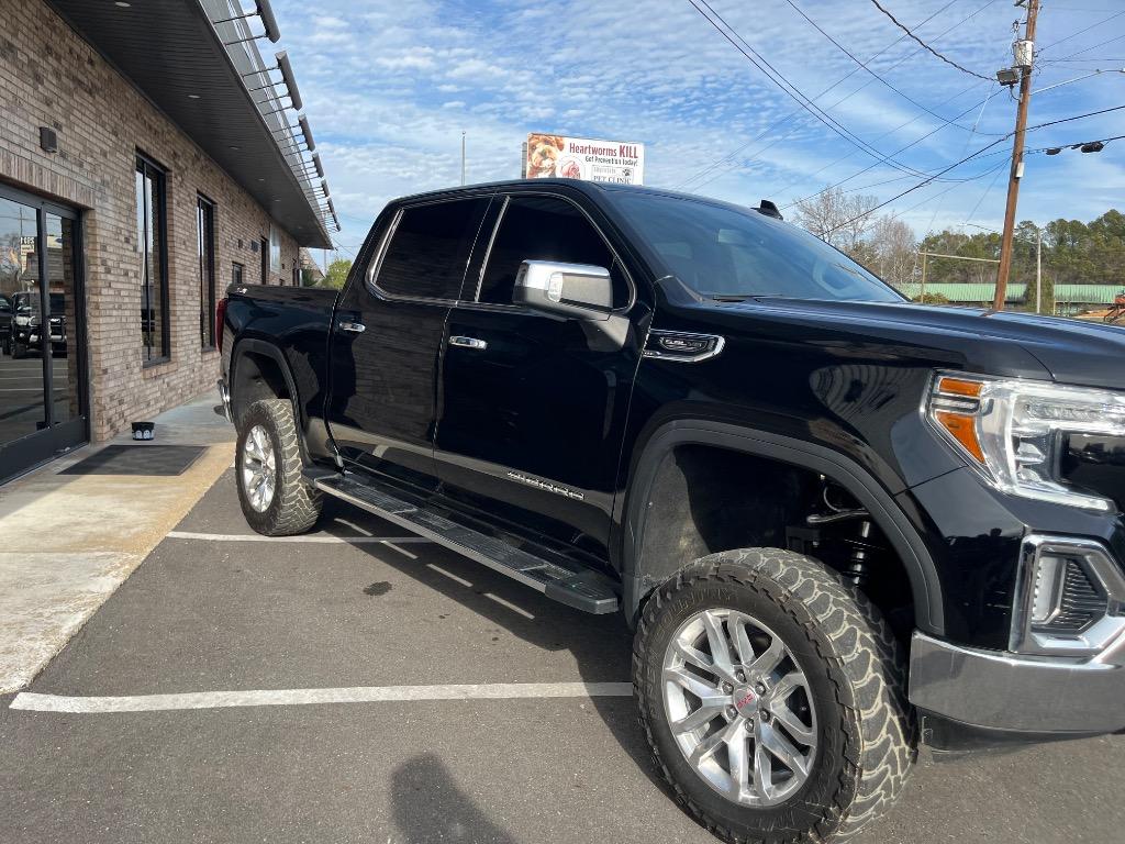 2021 GMC Sierra 1500 SLT photo