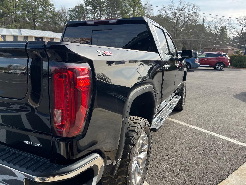 2021 GMC Sierra 1500 SLT photo
