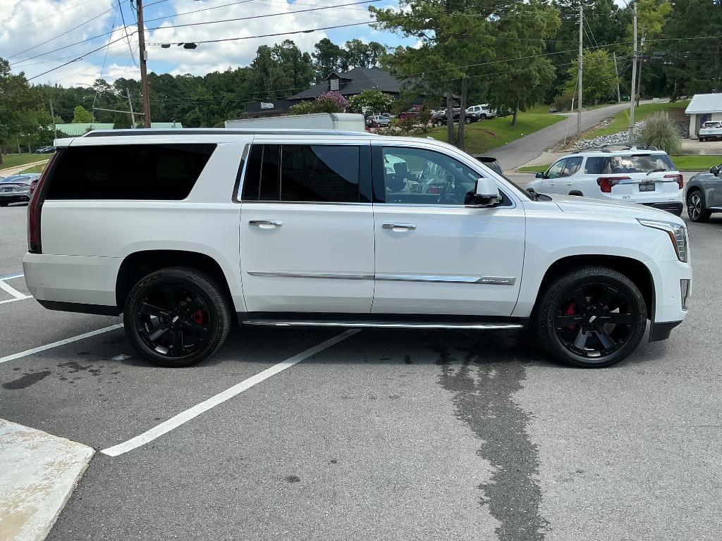 2020 Cadillac Escalade - $39,971