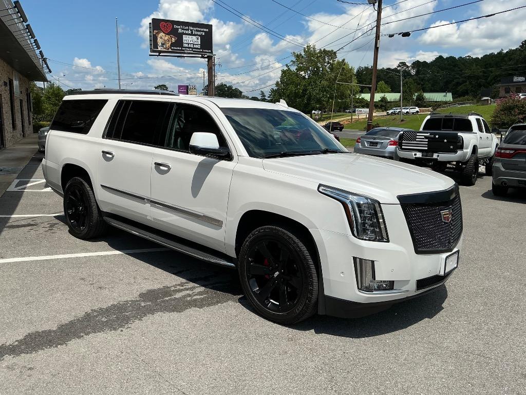 2020 Cadillac Escalade - $39,971