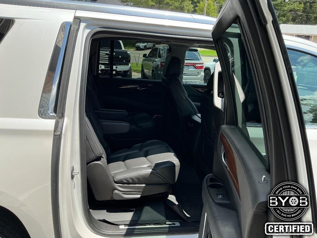 2020 Cadillac Escalade - $39,971
